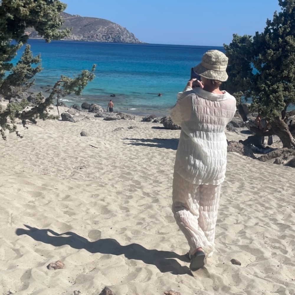 Scrunched white vacation set